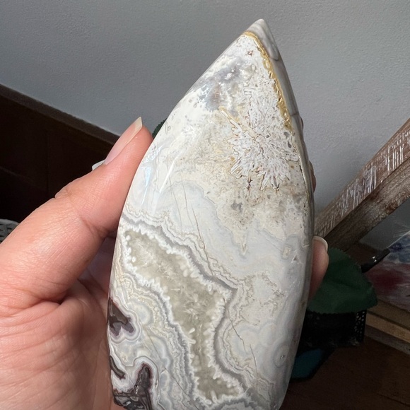 Mexican Crazy Lace Agate Extra Large Sphere, free form 2 pcs Bundle - Picture 10 of 10